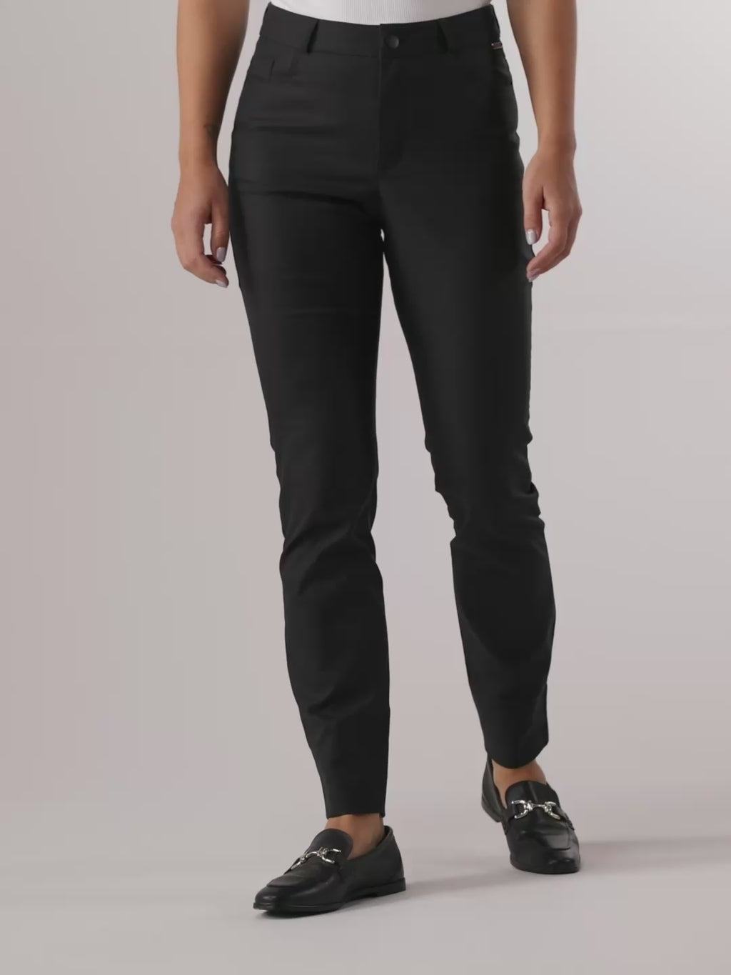 Savannah Black 44